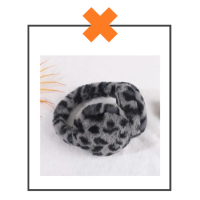 Oorwarmers panterprint grijs